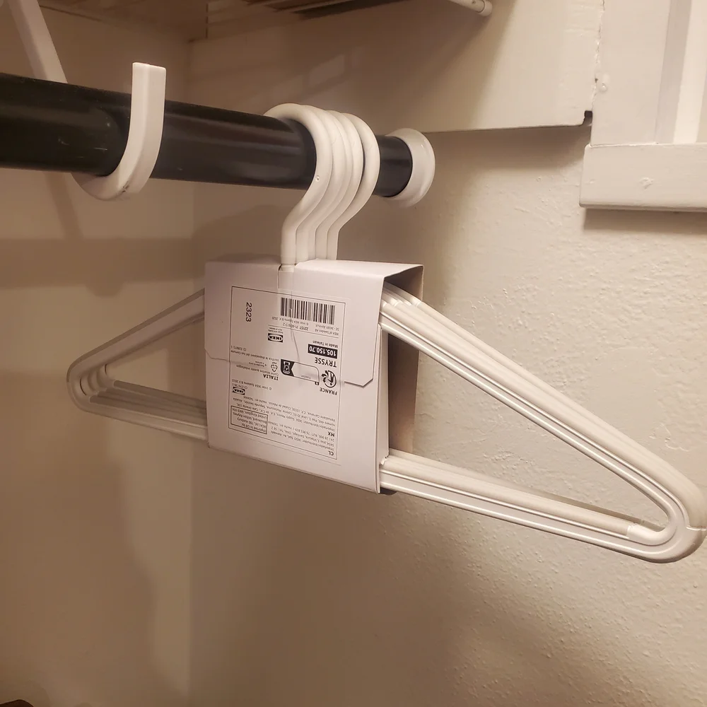 Ikea Trysse White Plastic Hangers Set